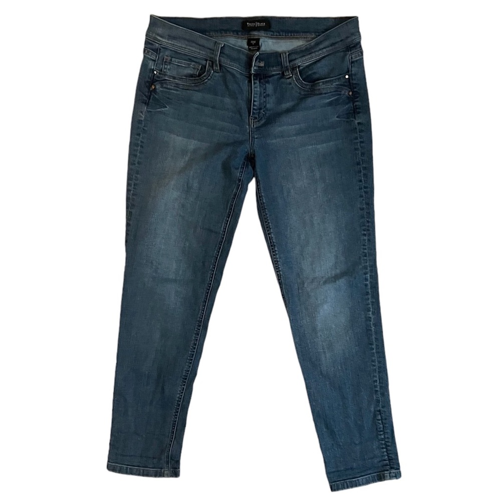 White House Black Market Denim Blue Jeans (Size 6)
